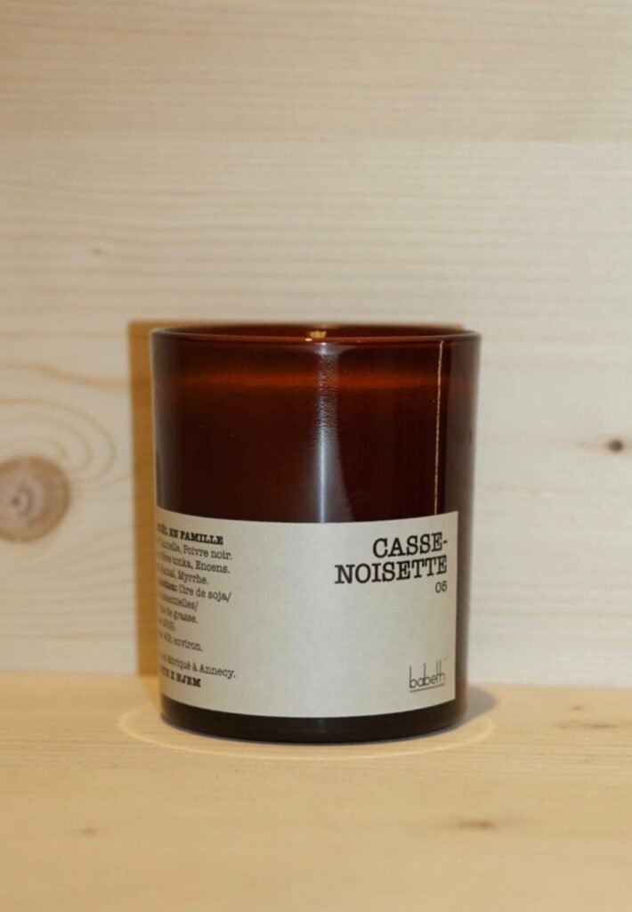 Bougie « CASSE NOISETTE »- BABETH
